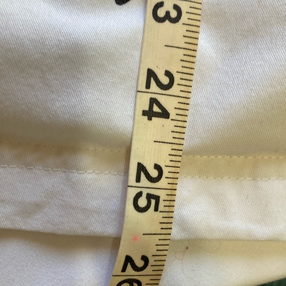 Healing Hands Scrub too in excellent pre ~loved condition. Soft and comfortable - Picture 6 of 8